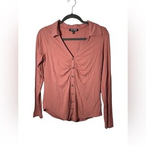Steve Madden Ribbed Button Front Long Sleeve Top Ruched Front Mauve Size M